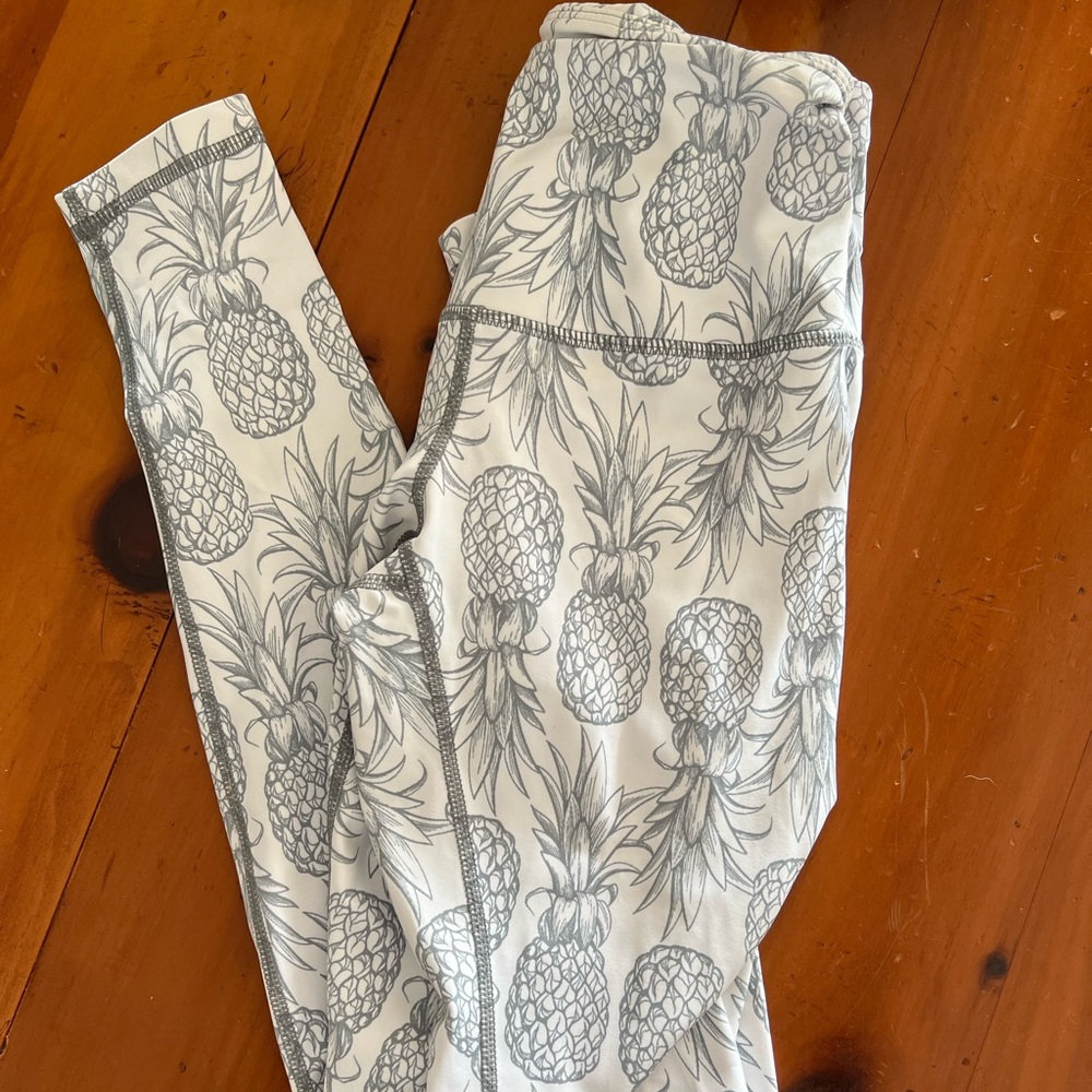 Pineapple leggings
